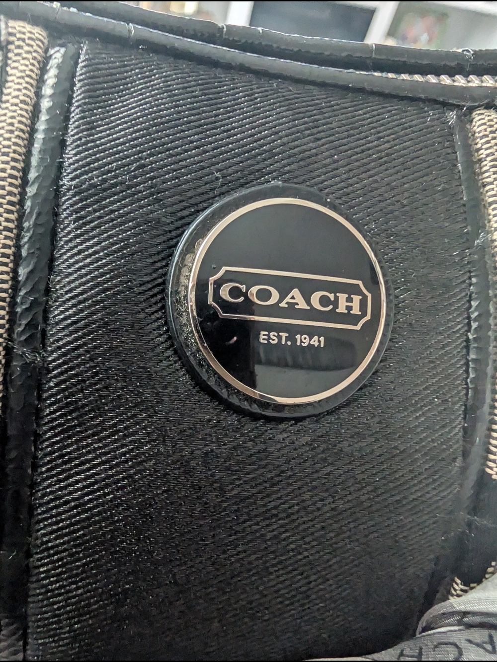 Coach Signature Canvas Shoulder Bag in Black and Cream - Picture 4 of 17